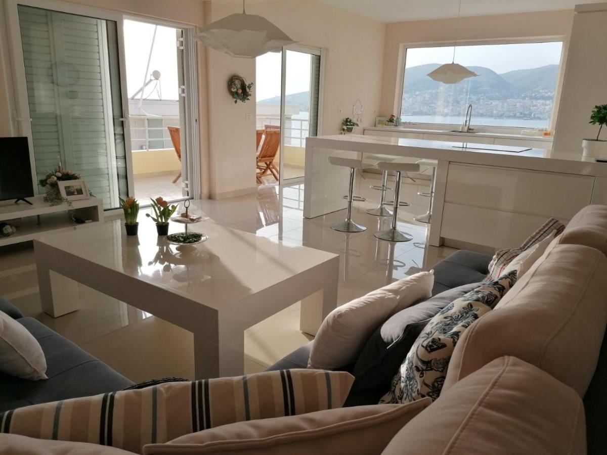Marianna'S Luxury Apartment Sarandë Buitenkant foto